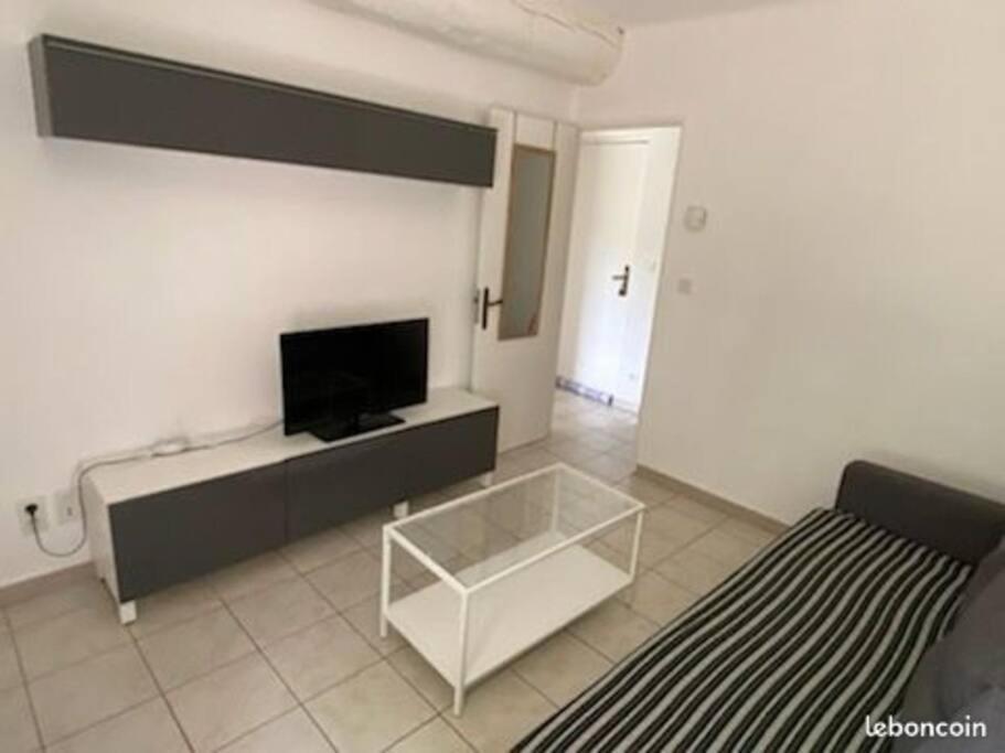 Le Provence Avec Piscine, Climatisation Et Parking Apartment Uzès Екстериор снимка